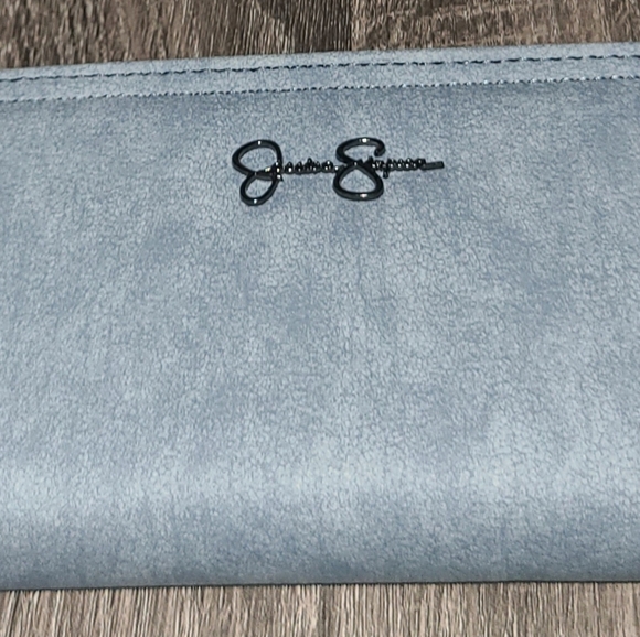 JESSICA SIMPSON DENIM BLUE GUNMETAL SILVER CREDIT CARD ID ZIP AROUND WALLET - Picture 4 of 16